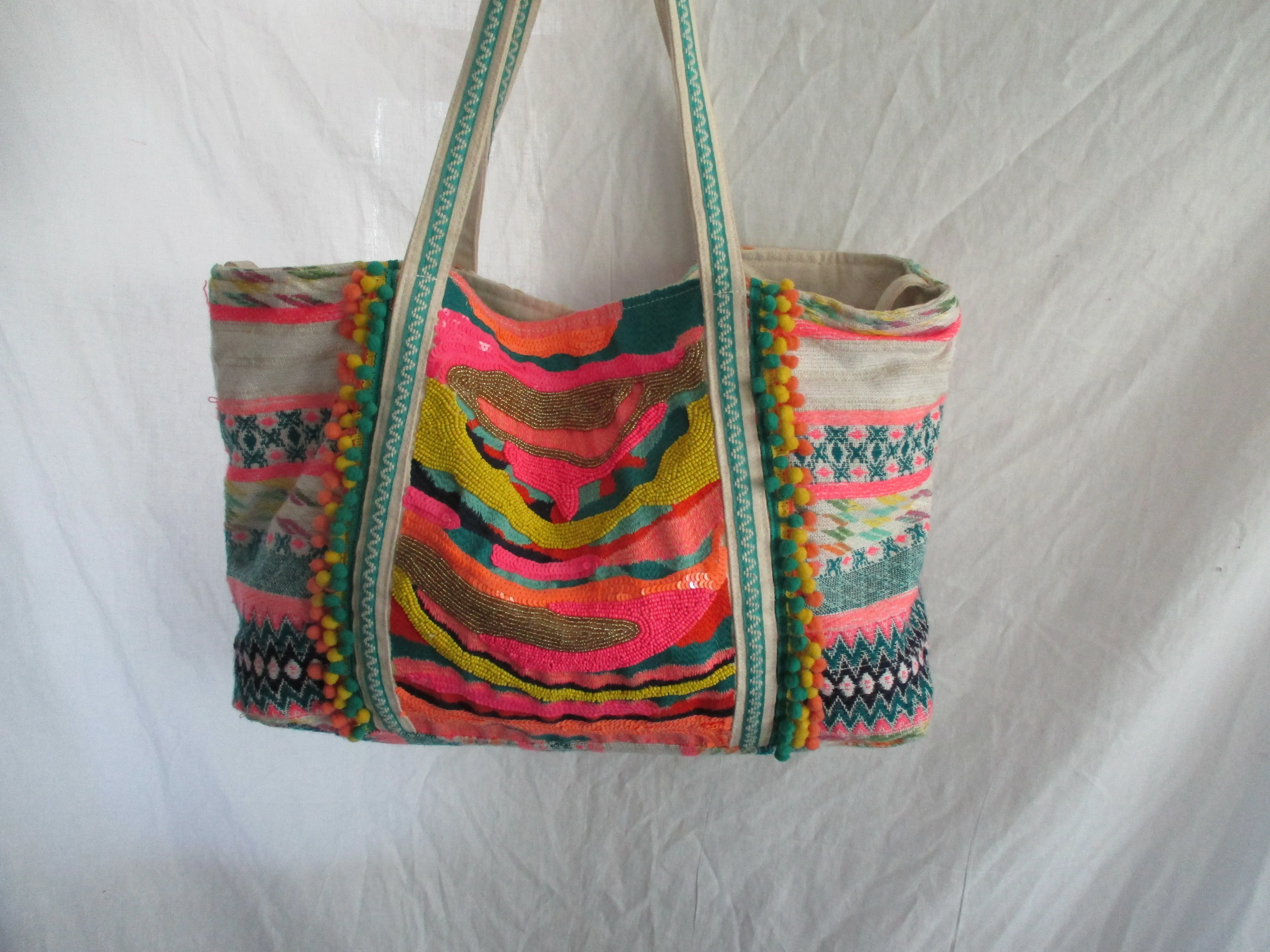 AMERICA & BEYOND Colorful Embroidered Tote Bag Satchel Shopper Ethnic Bead Sequin