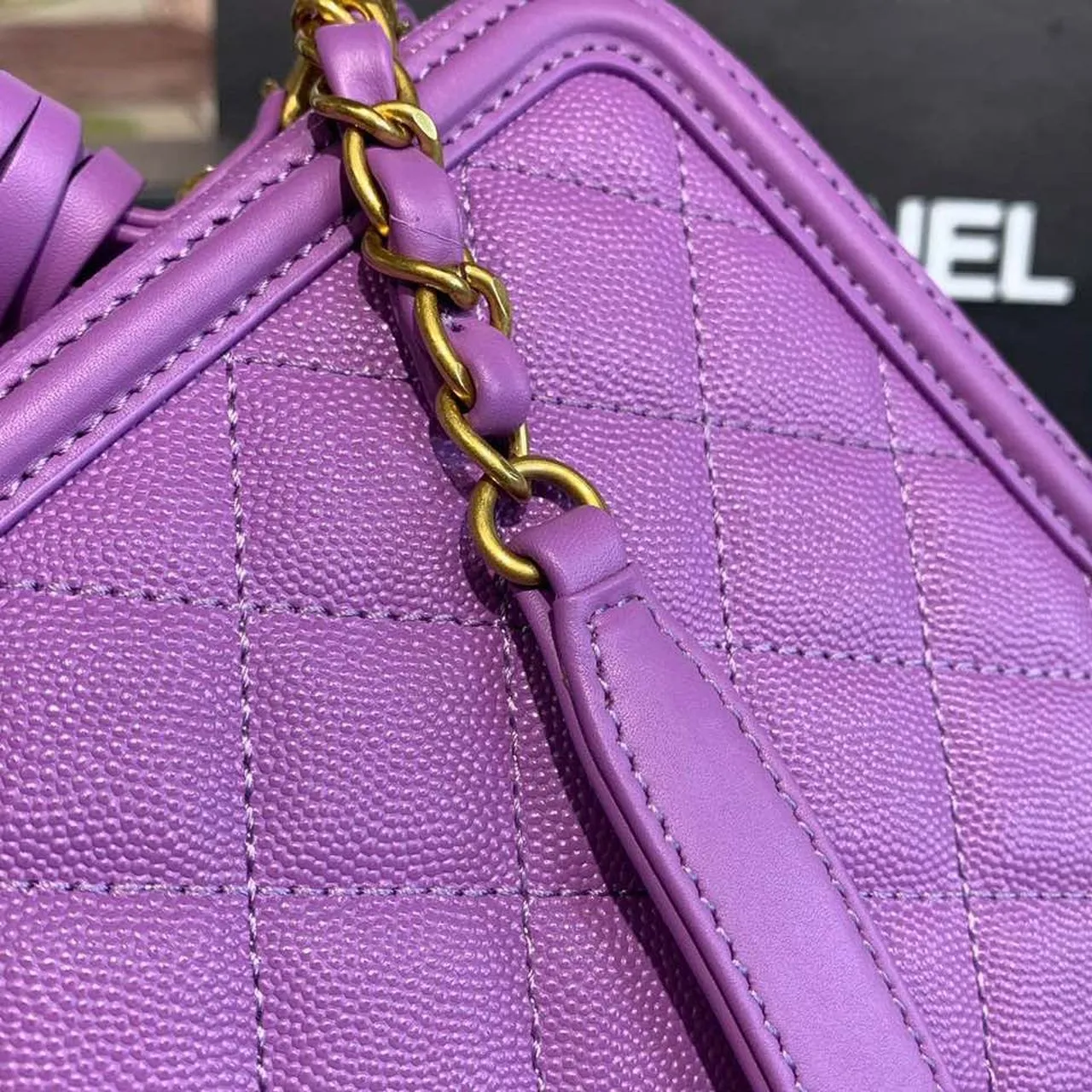 CHL Filigree Vanity Case Bag 20cm Gold Toned Hardware Caviar Leather Spring/Summer Act 1 Collection, Purple