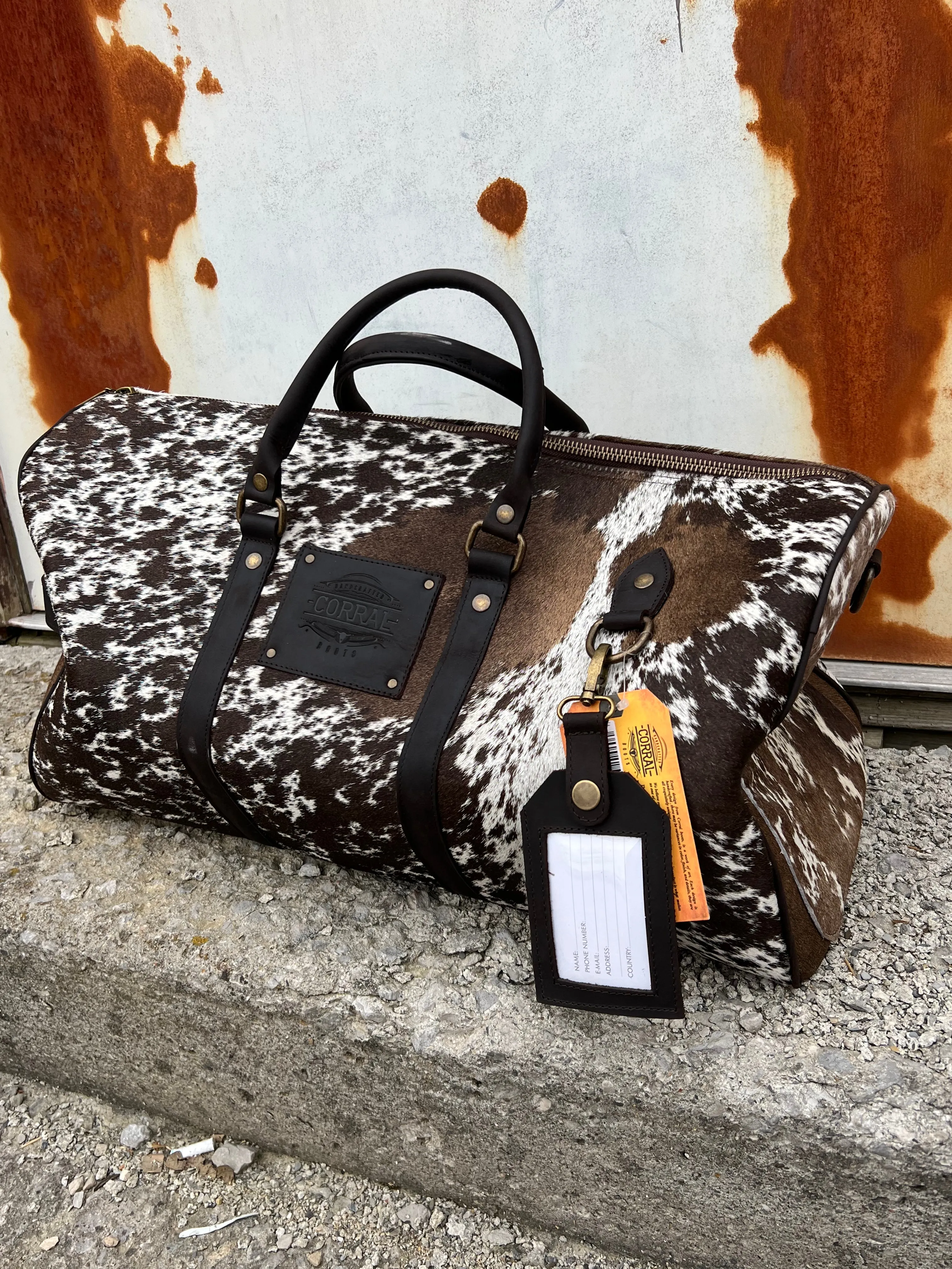 Corral Brown Cowhide Duffle Bag D1297