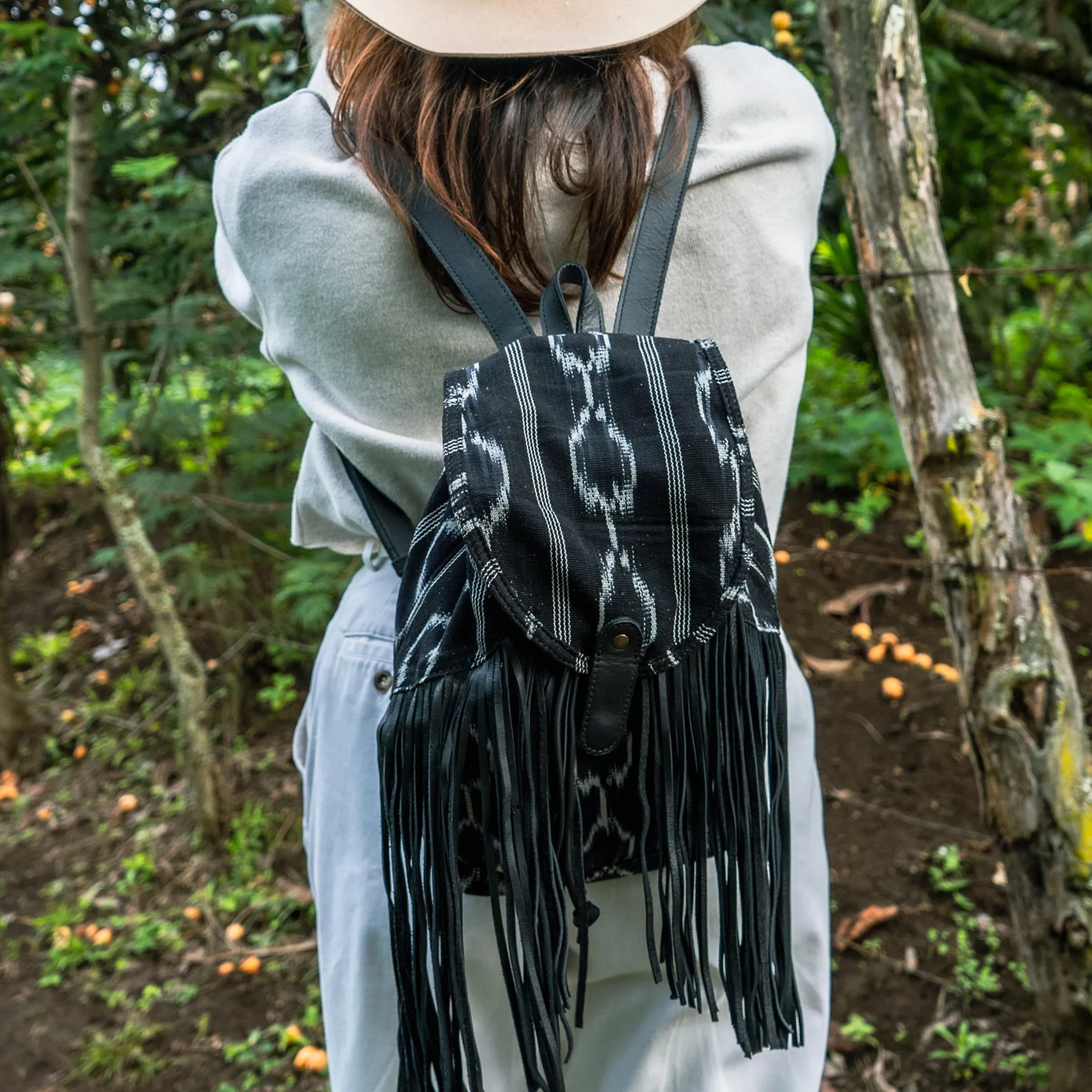 FRINGE BACKPACK - RAVEN - BLACK