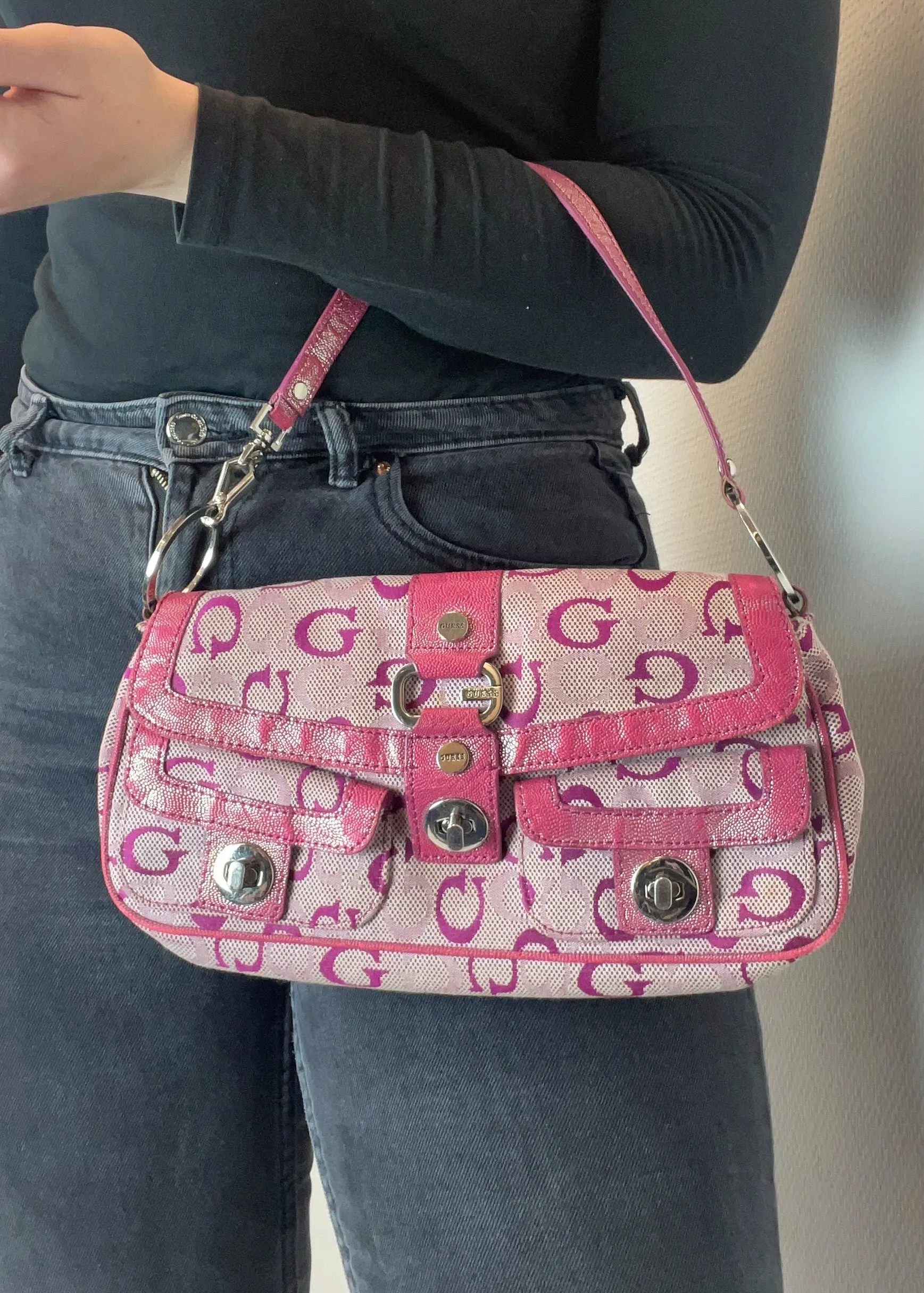 Guess Bag