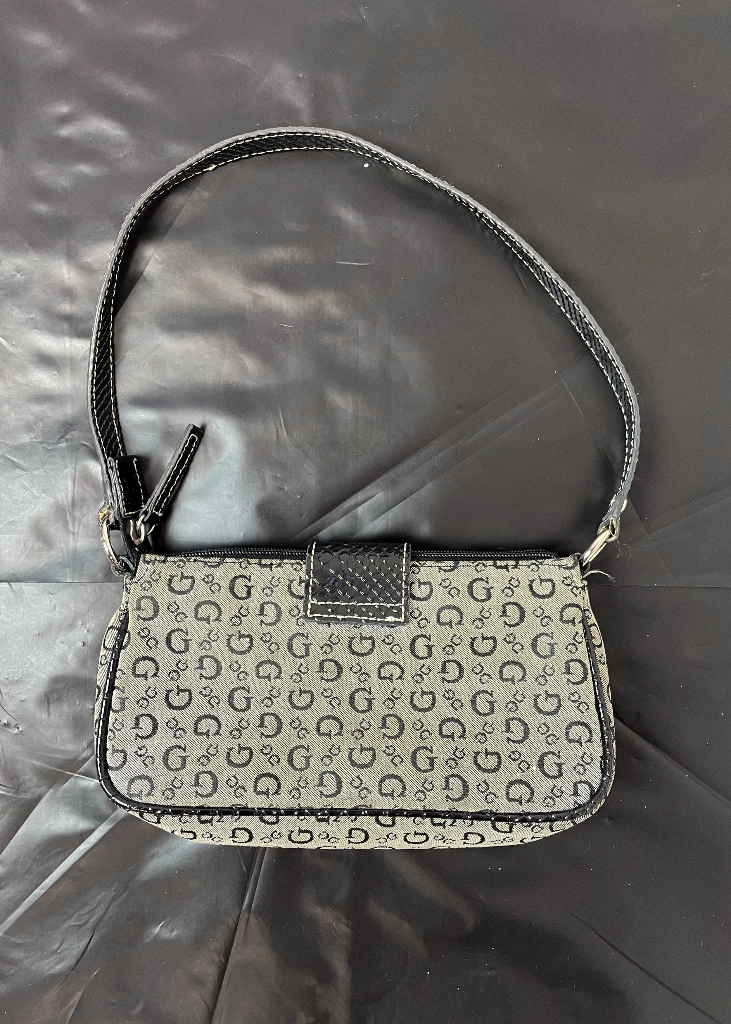 Guess Bag