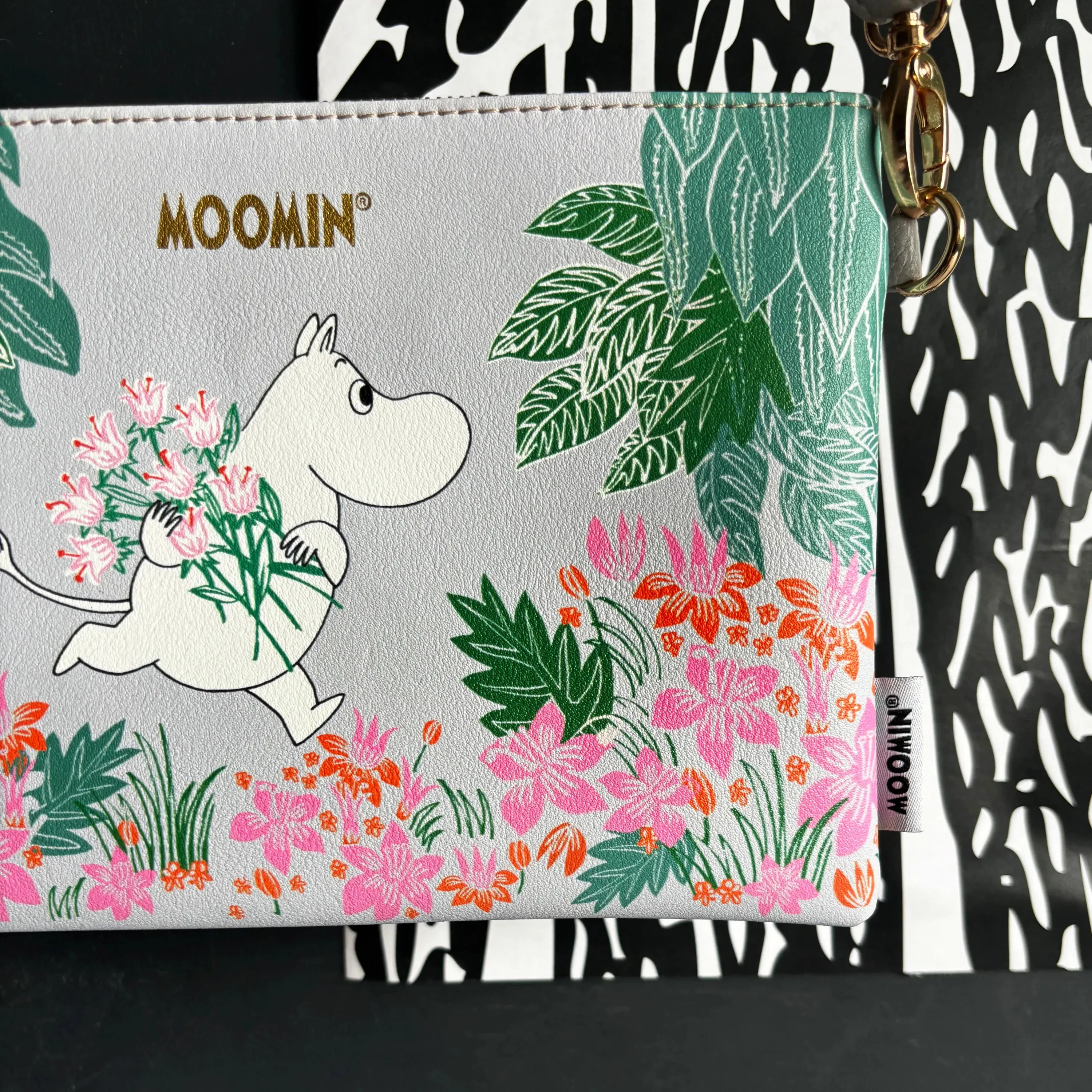 House of Disaster - Moomin Floral Cross Body Bag