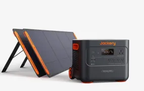 Jackery Explorer 3000 Pro Portable Power Station   2 x SolarSaga 200W