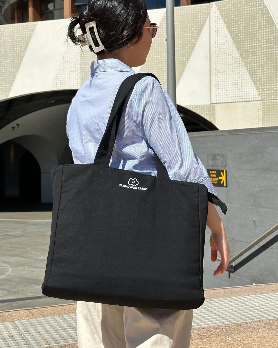 Laptop Tote (Midnight Black)