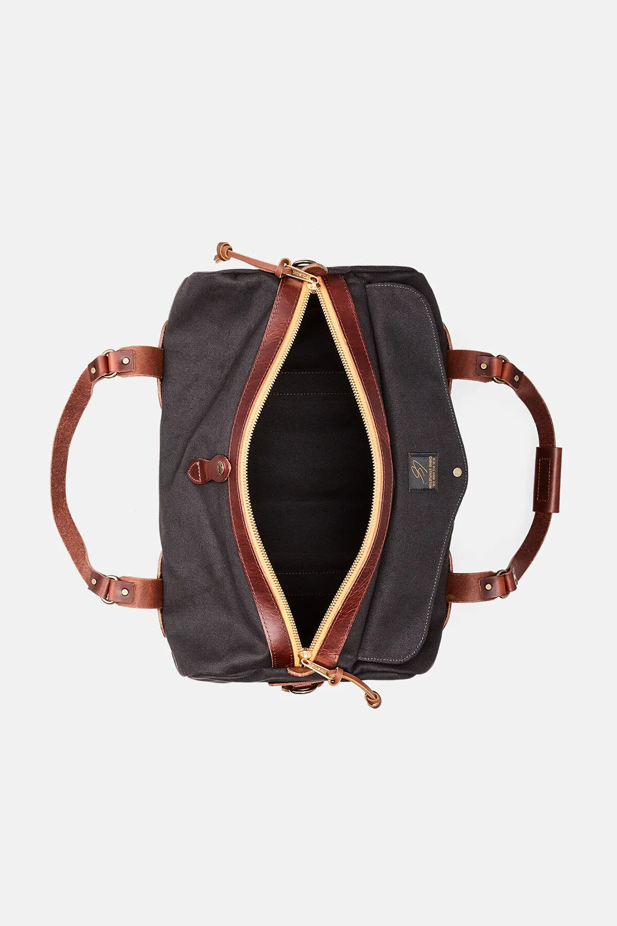 TRAVELLER MEDIUM DUFFLE BAG