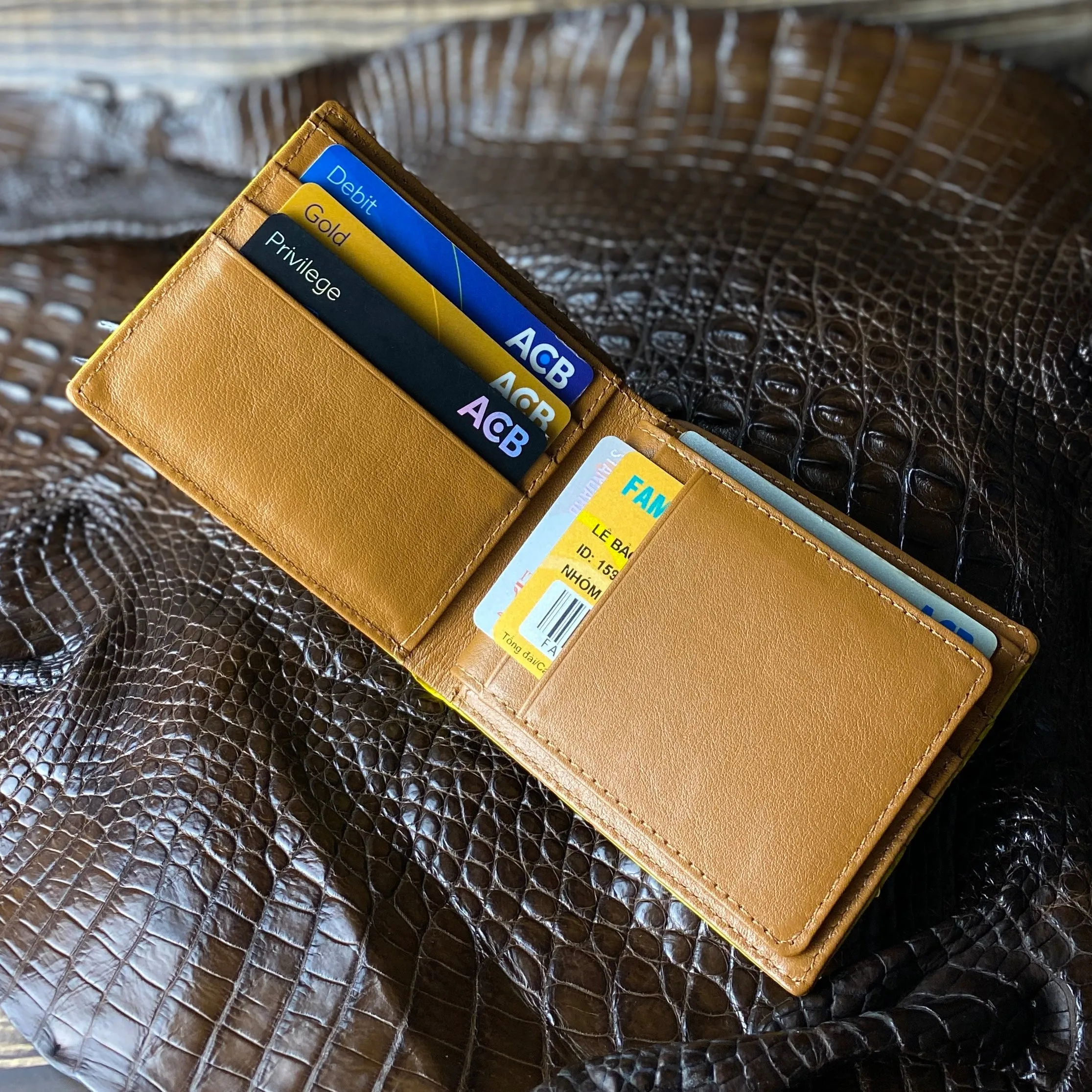 Yellow Alligator Tail Leather Bifold Wallet For Men | Handmade Crocodile Wallet RFID Blocking | VINAM-109